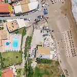 Mires House Side First Floor 7 شقة آغيوس غوذيوس