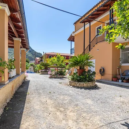 Apartman Mires House Side First Floor 7