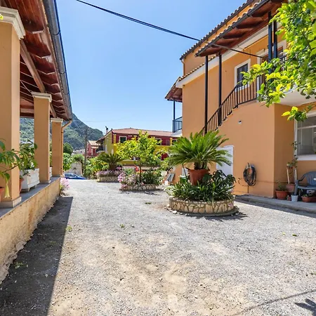 Apartman Mires House Side First Floor 7